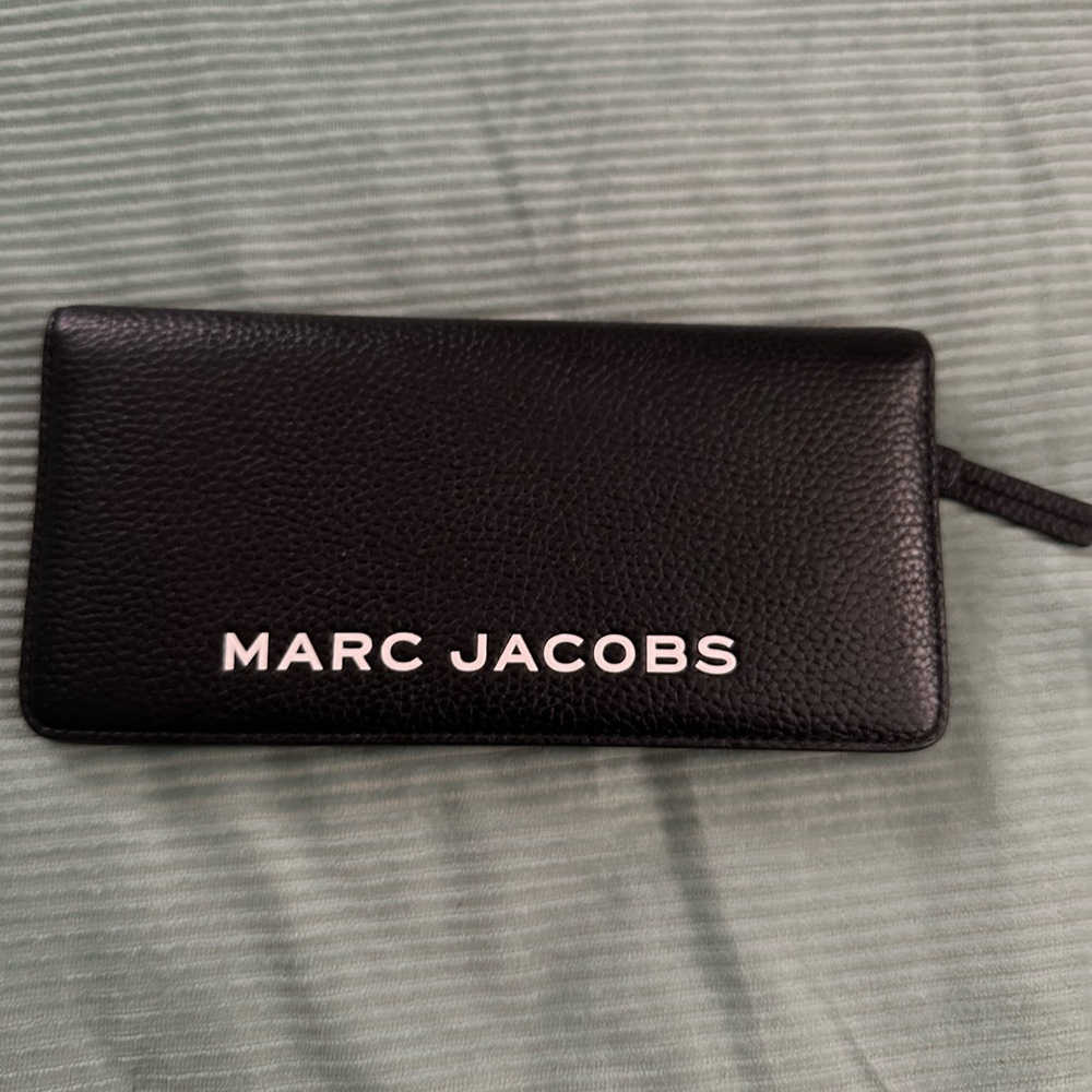 Marc Jacobs Black Leather Wallet
